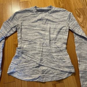 Lululemon long sleeve shirt. Color grey and white. Size small.